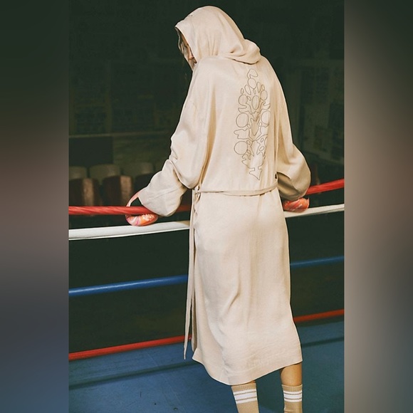 FP movement x Everlast - Free People satin boxing robe - size small - Picture 6 of 7